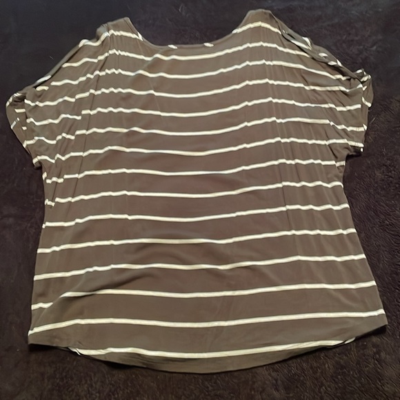 Open Shoulder Cut Tee - Picture 2 of 5